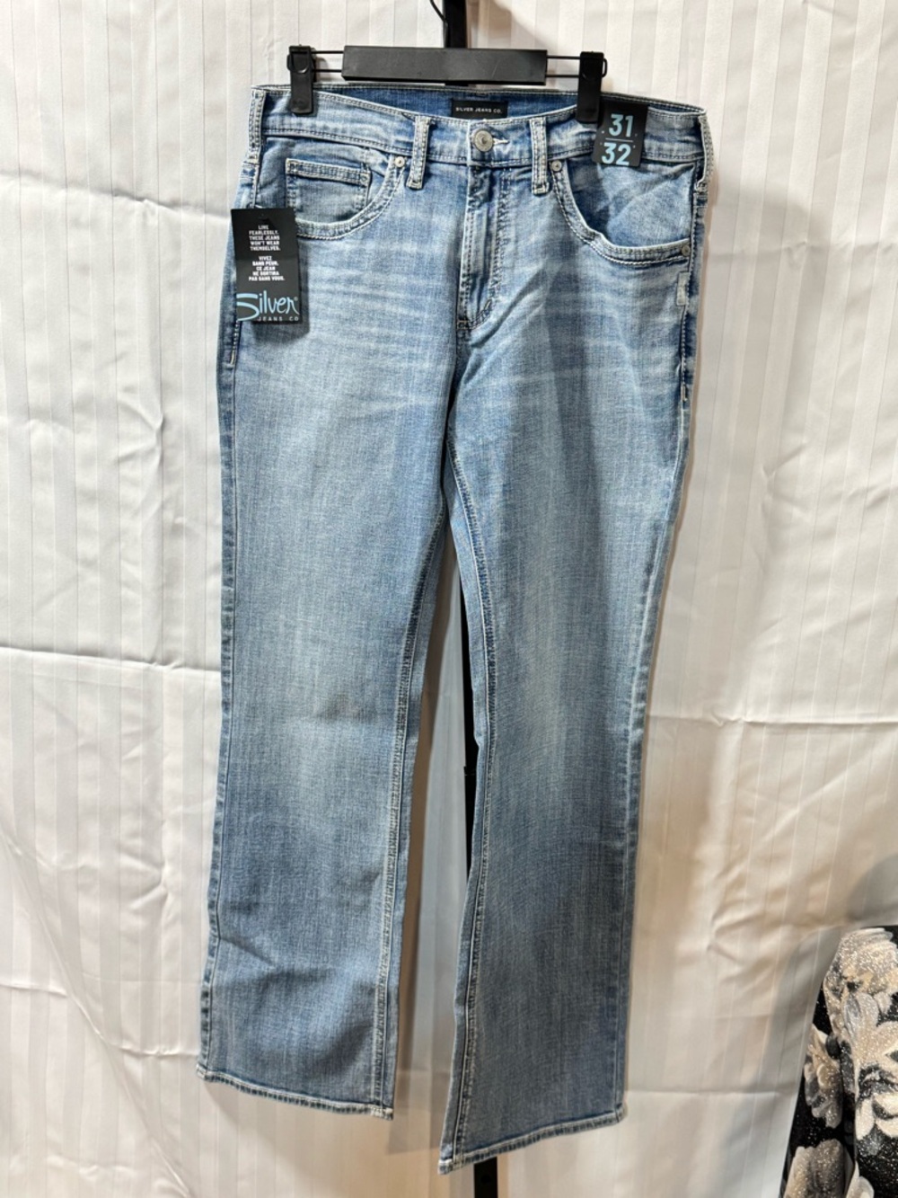 Silver Jeans Men's Light Wash Bootcut Jeans